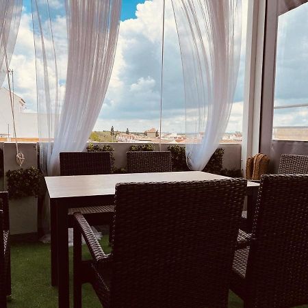 Novo Apartahotel & Restaurante Las Cabezas de San Juan Zewnętrze zdjęcie