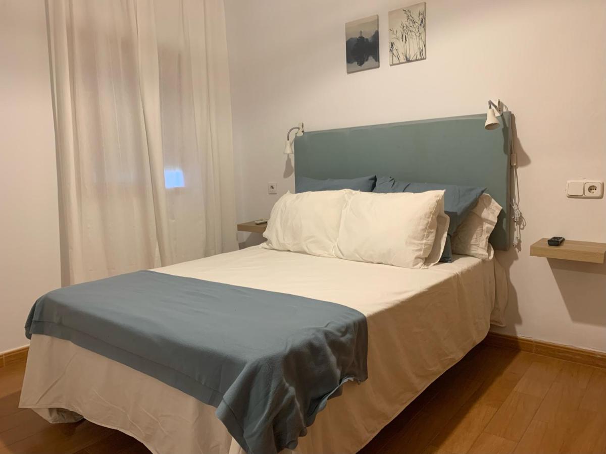 Novo Apartahotel & Restaurante Las Cabezas de San Juan Zewnętrze zdjęcie